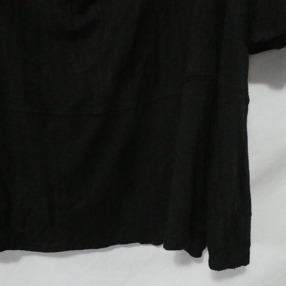 LOVE & LEGEND | 2X | Chic Black Cold Shoulder Top | Bell Sleeves | Front Detail - Picture 16 of 16
